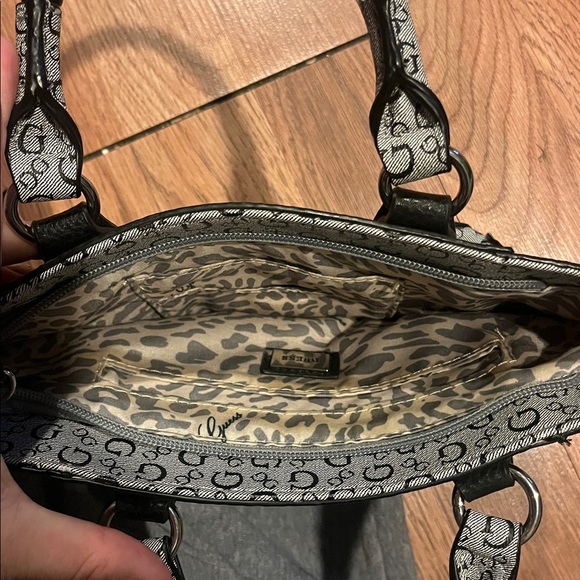 Guess Monochrome Logo Handbag - Picture 4 of 5